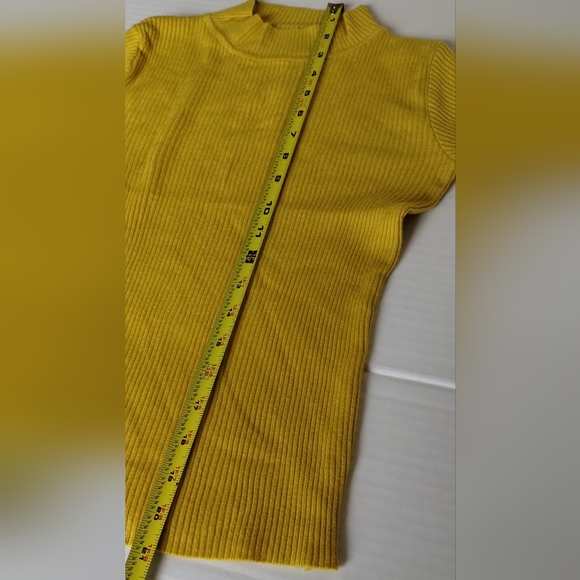 Long Sleeve Sweater - Picture 5 of 9